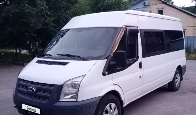 Ford Transit 2013 года