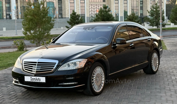 Mercedes-Benz S-Класс 2009 года