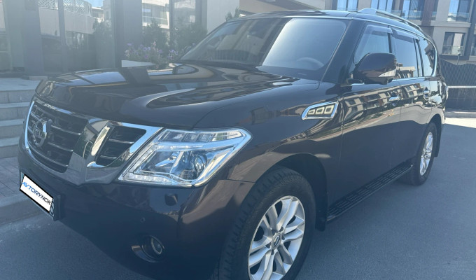 Nissan Patrol 2012 года