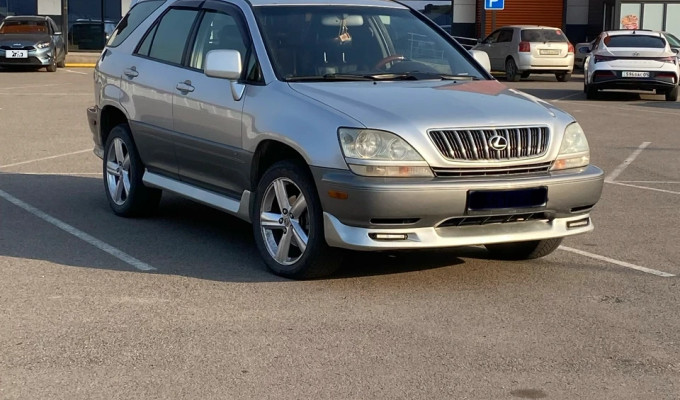 Lexus RX 2001 года