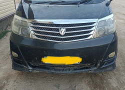 Toyota Alphard 2005 года