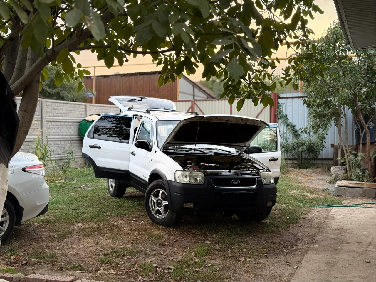 Ford Escape, 2001
