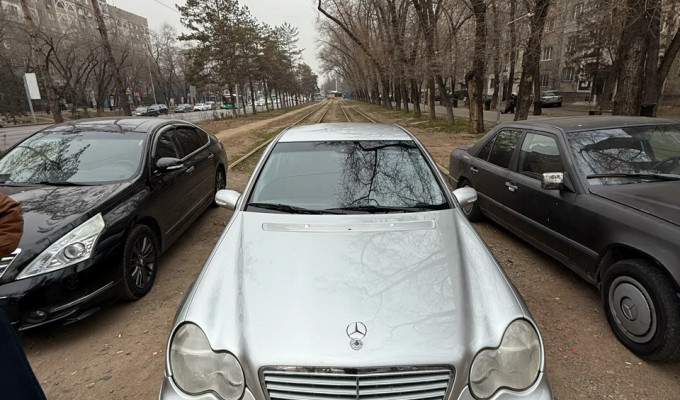 Mercedes-Benz C-Класс 2000 года