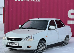 ВАЗ (Lada) Priora 2013 года
