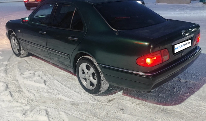 Mercedes-Benz E-Класс 1996 года