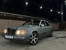 Mercedes-Benz E-Класс 1992 года