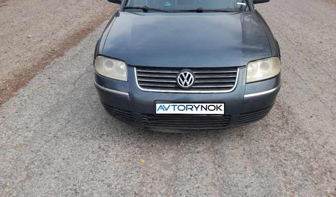 Volkswagen Passat 2003 года