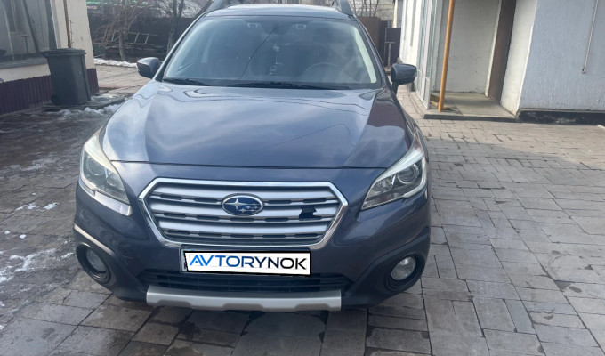 Subaru Outback 2017 года
