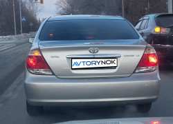 Toyota Camry 2004 года