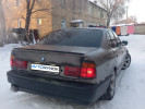BMW 5 серия 1990 года