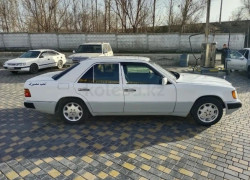 Mercedes-Benz E-Класс 1991 года