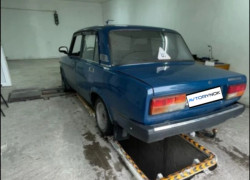 ВАЗ (Lada) 2107 2000 года
