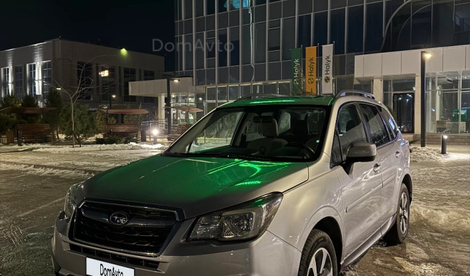 Subaru Forester 2018 года