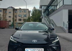 Toyota Camry 2025 года