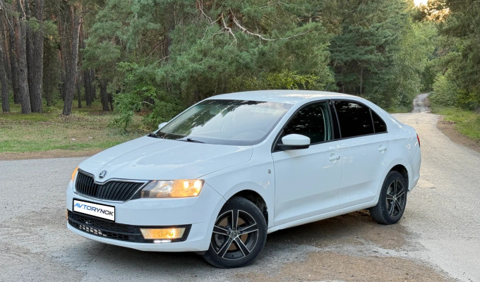 Skoda Rapid 2015 года
