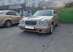 Mercedes-Benz E-Класс 2001 года