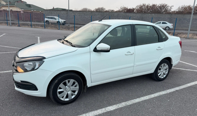 ВАЗ (Lada) Granta 2022 года
