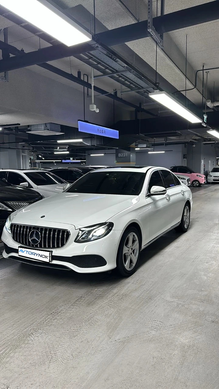Mercedes-Benz E-Class, 2016