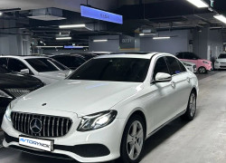 Mercedes-Benz E-Класс 2016 года