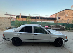 Mercedes-Benz 190 1988 года