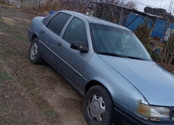 Opel Vectra 1989 года
