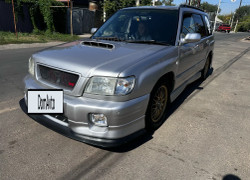 Subaru Forester 2000 года