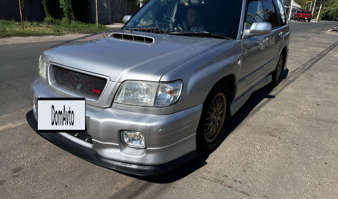 Subaru Forester 2000 года