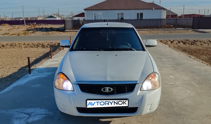 ВАЗ (Lada) Priora 2012 года