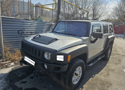 Hummer H3 2005 года