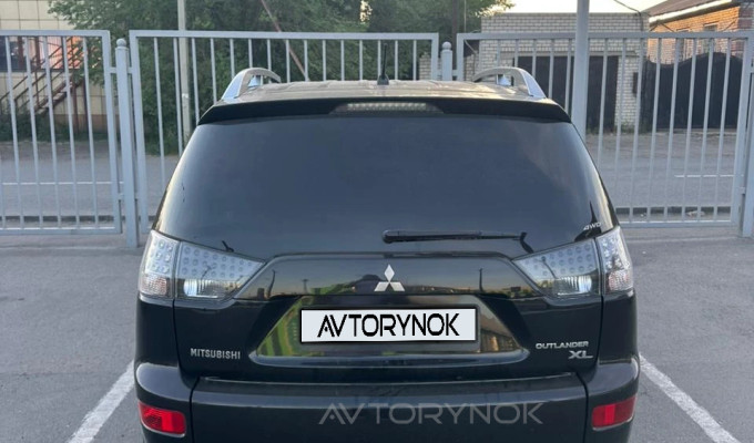 Mitsubishi Outlander 2008 года
