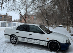 Nissan Primera 1995 года
