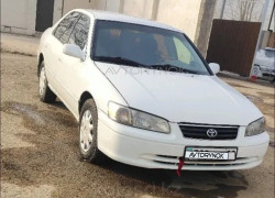 Toyota Camry 2002 года