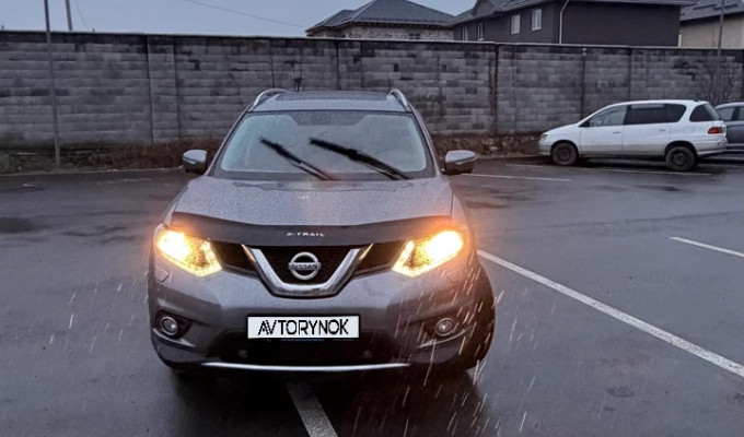 Nissan X-Trail 2016 года