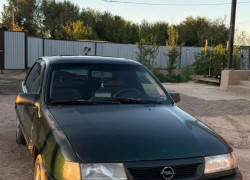 Opel Vectra 1995 года