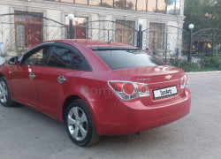 Chevrolet Cruze 2012 года