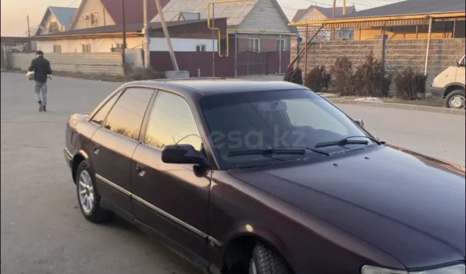 Audi 100 1992 года