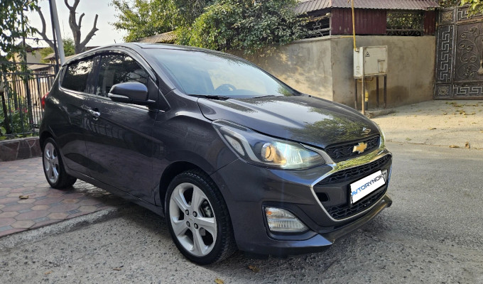 Chevrolet Spark 2018 года