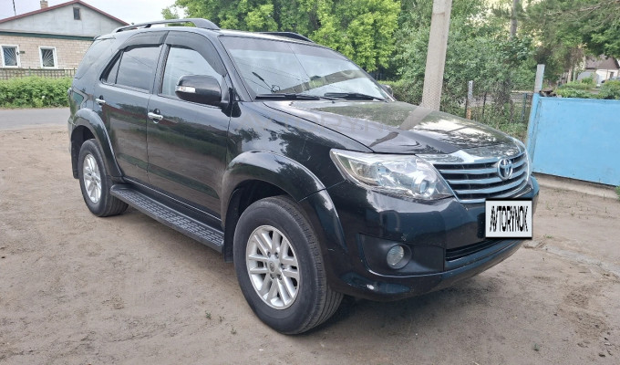 Toyota Fortuner 2014 года