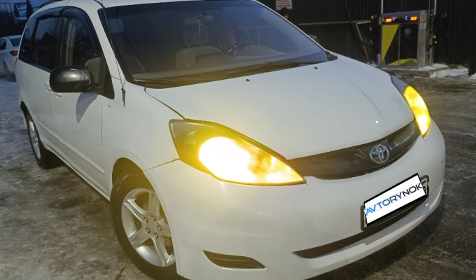 Toyota Sienna 2007 года
