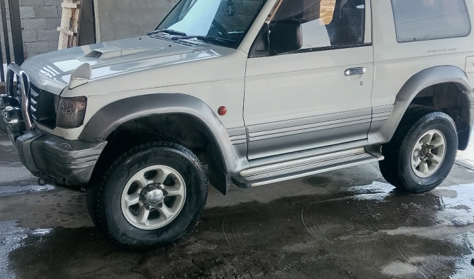 Mitsubishi Pajero 1994 года