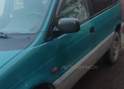 Mitsubishi Space Runner 1993 года