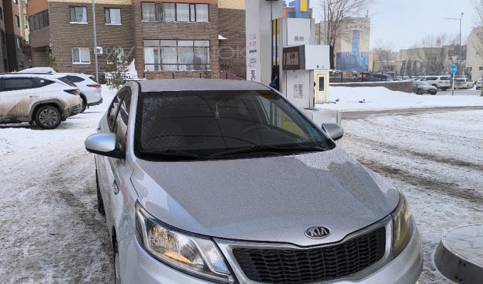 Kia Rio 2013 года