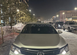 Toyota Camry 2015 года