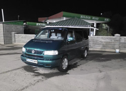 Volkswagen Transporter 1999 года