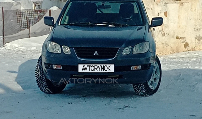 Mitsubishi Airtrek 2001 года