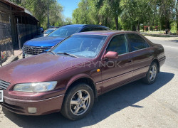 Toyota Camry 1998 года