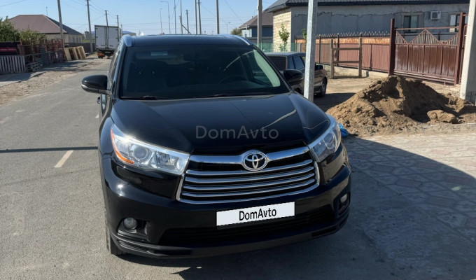 Toyota Highlander 2015 года