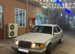 Mercedes-Benz E-Класс 1995 года