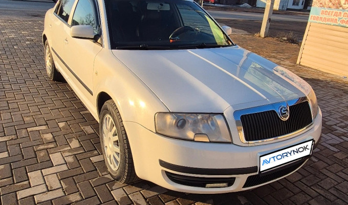 Skoda Superb 2003 года
