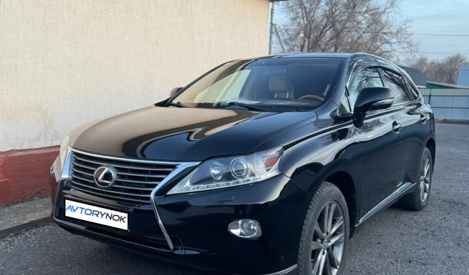 Lexus RX 2010 года